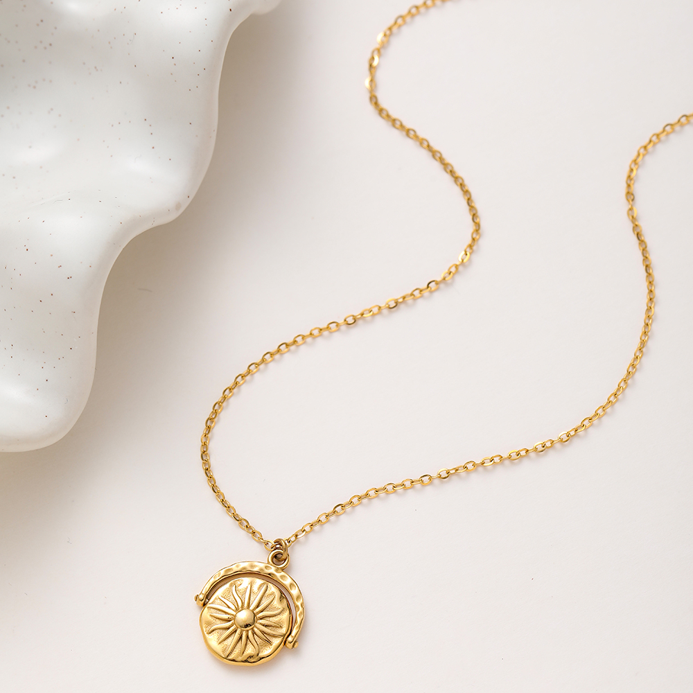 Ins Vintage Luxury 18K Gold Plated Waterproof Stainless Steel Necklace, Rotatable Double Sided Moon Star Pendant Necklace For Women Neck Jewelry - Image 5