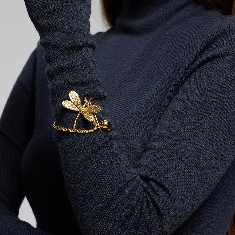 18K Gold-Plated Waterproof Stainless Steel Bangle, Irregular Hollow Dragonfly Bracelet Elegant Niche Jewelry for Women - Image 3