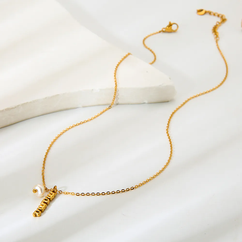 18K Gold Plated Stainless Steel Mama Letter Pendant Necklace For Women Dainty Faux Pearl Charm Minimalist Niche Design Jewelry Gift For Mom - Image 2