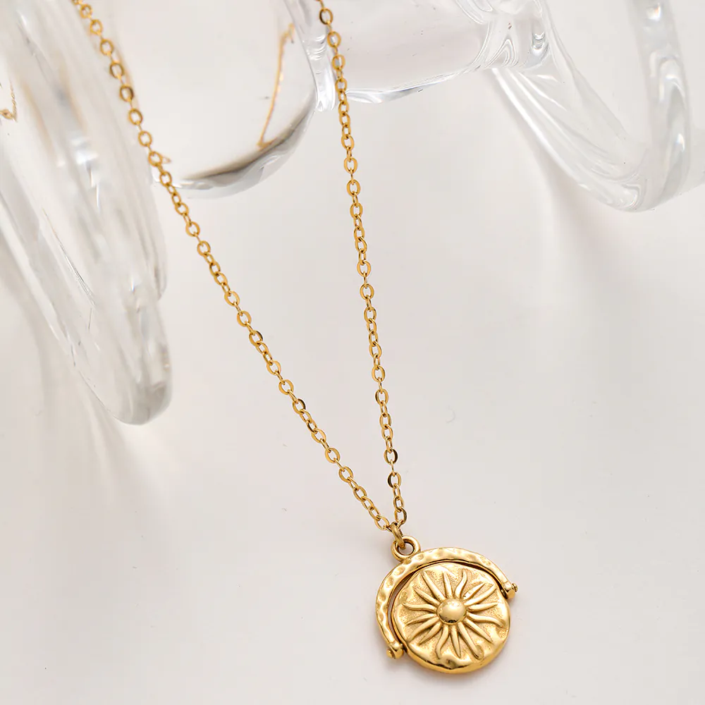 Ins Vintage Luxury 18K Gold Plated Waterproof Stainless Steel Necklace, Rotatable Double Sided Moon Star Pendant Necklace For Women Neck Jewelry - Image 2