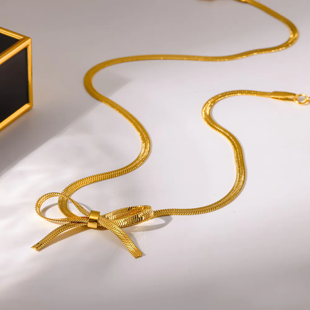 18K Gold-Plated Stainless Steel Bow Knot Snake Chain Choker Necklace, INS Style Non-Fading High-End Dainty Clavicle Chain For Women - Image 2