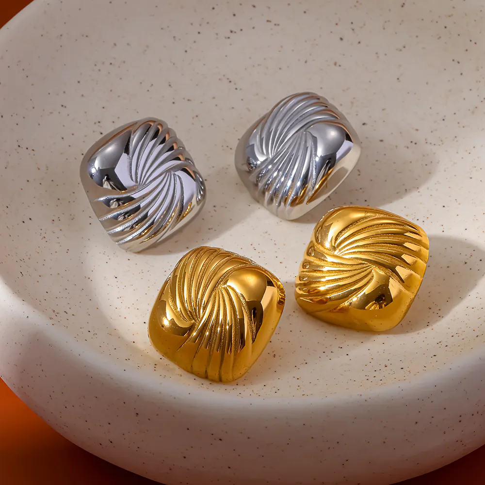 18K Gold Plated Stainless Steel Twisted Square Stud Earrings Waterproof Luxury Ins Ear Jewelry For Women - Image 2