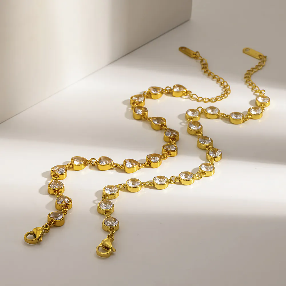 18K Gold‑Plated Stainless Steel Round & Heart Zircon Bracelet, Waterproof Dainty Luxury Hand Jewelry for Women  1. - Image 3