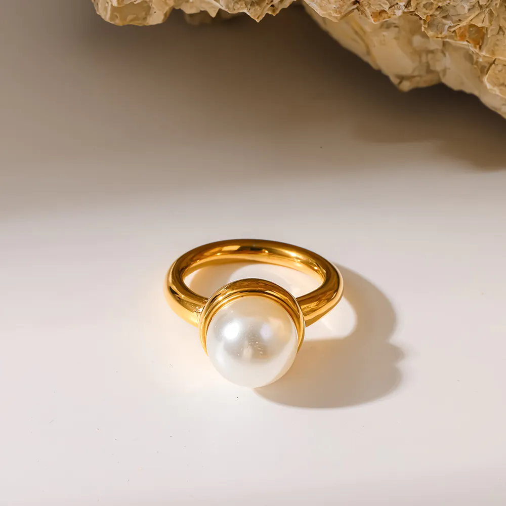18K Gold‑Plated Stainless Steel Ins Fashion Luxury Round Faux Pearl Statement Ring, Waterproof Finger Jewelry For Women - Image 4