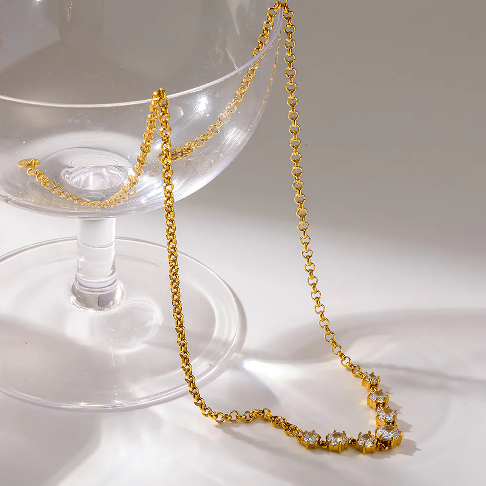 18K Gold‑Plated Stainless Steel Cubic Zirconia Pendant Necklace, Ins Dainty Stackable Choker, Minimalist Luxury Women Jewelry - Image 4
