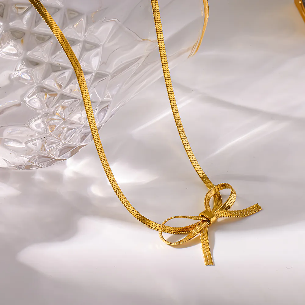 18K Gold-Plated Stainless Steel Bow Knot Snake Chain Choker Necklace, INS Style Non-Fading High-End Dainty Clavicle Chain For Women - Image 4