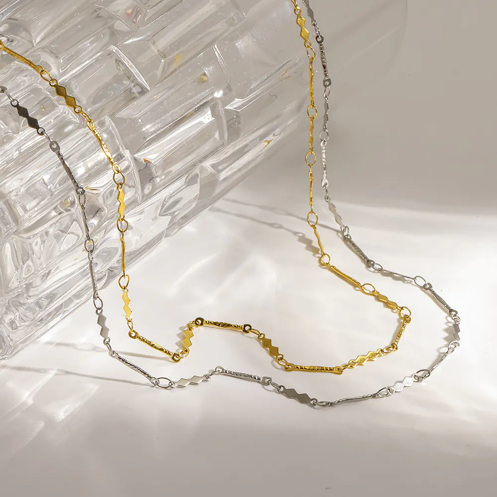 18K Gold-Plated Stainless Steel Diamond Shape Chain Choker, Unique Minimalist Plain Necklace For Women - Image 3